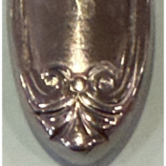 Lenox Unknown Pattern Discontinued Stainless Teaspoon Flatware Vietnam - Picture 4 of 5